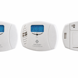 First Alert CO615 Plug-in Carbon Monoxide Alarm with Digital Display (1039746)