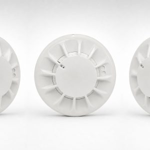 Simplex (4098-5613) Heat detector at a 200°f or 93.3°c fixed temperature and rate-of-rise.